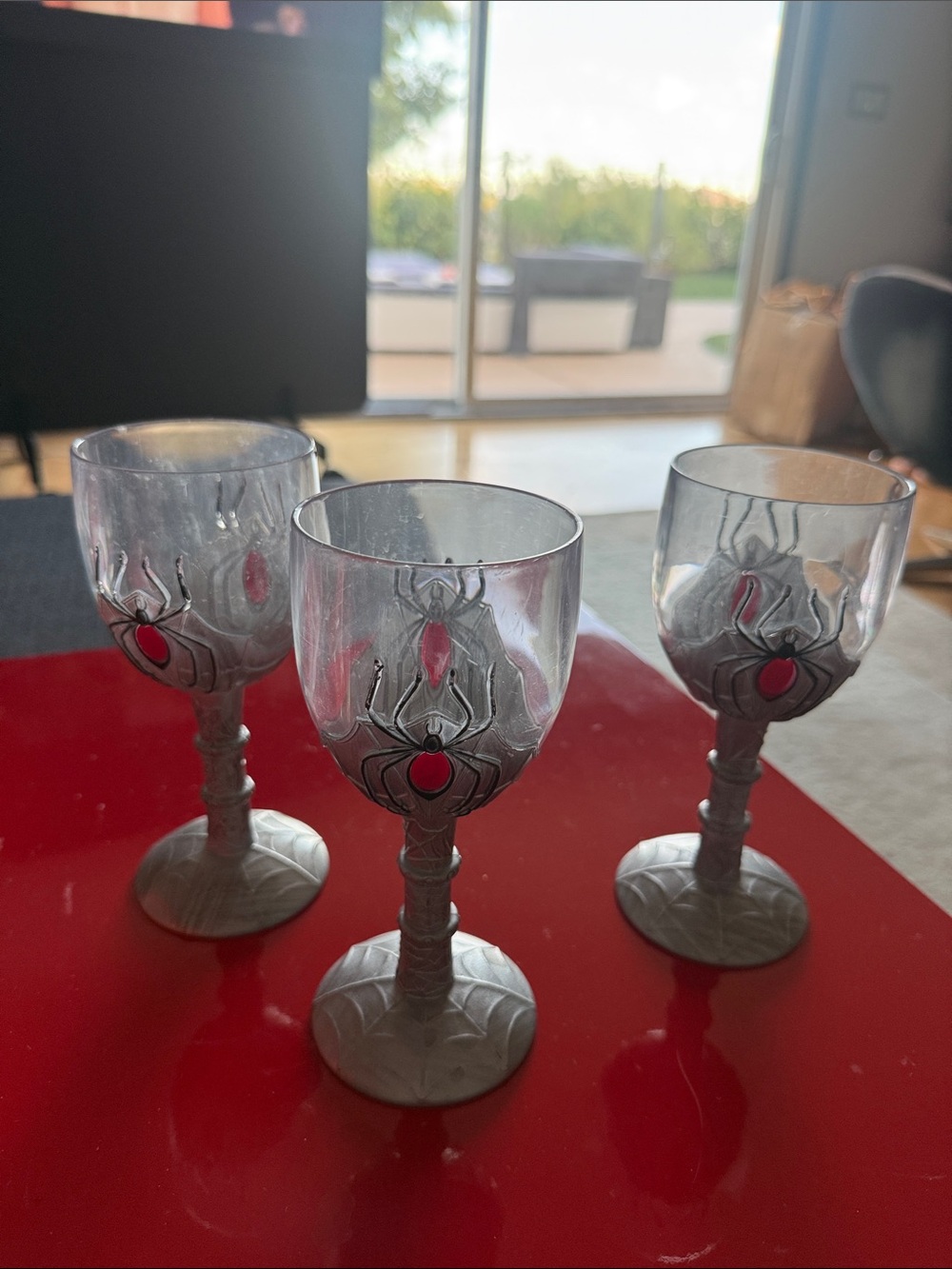 Halloween Gothic Goblet Set x3 in plastic with Red Accent